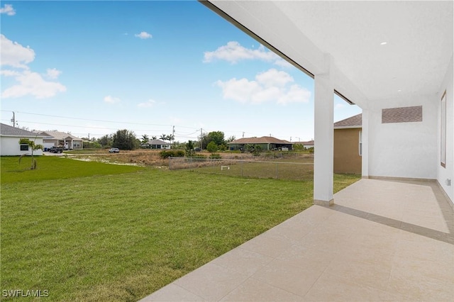 view of yard featuring a patio