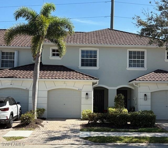 view of front of home with a garage