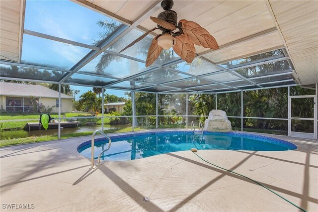 14819 Randolph Ct, Fort Myers, FL 33905 - outdoor pool with a patio area and glass enclosure
