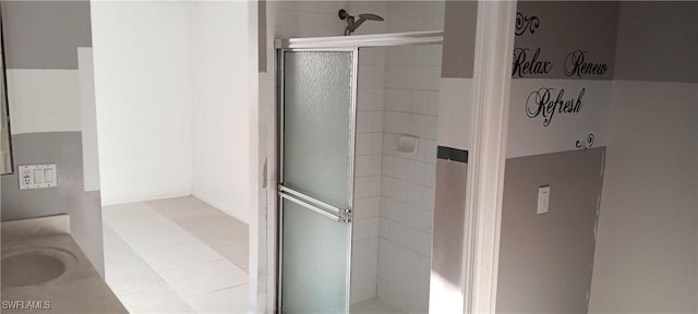 764 Chapman Ave S, Lehigh Acres, FL 33974 - bathroom with vanity and a shower stall