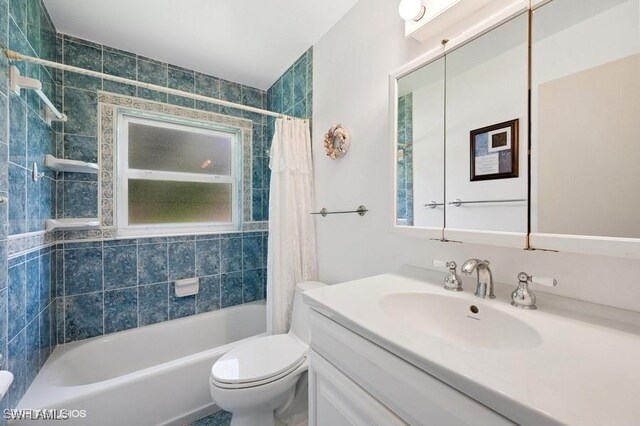 2228 Poinciana Dr, Naples, FL 34105 - full bath with toilet, shower / bath combo, and vanity