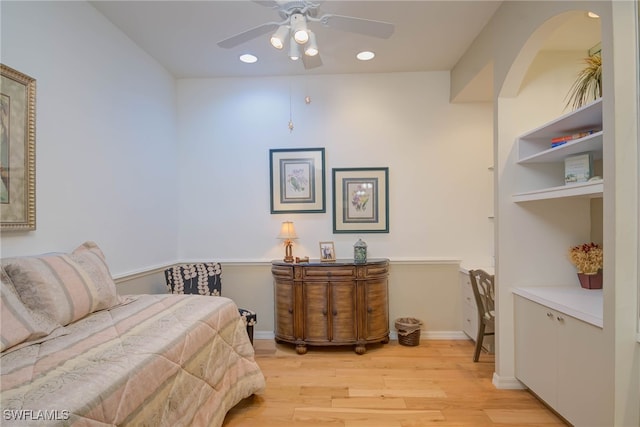 bedroom featuring light hardwood / wood-style floors and ceiling fan