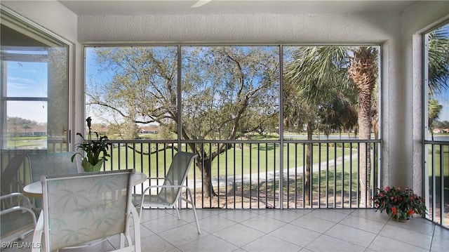 view of sunroom / solarium