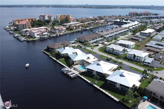 bird's eye view featuring a water view