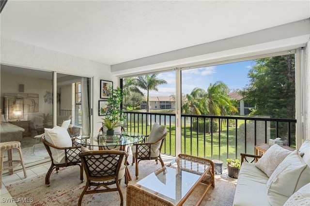 view of sunroom / solarium