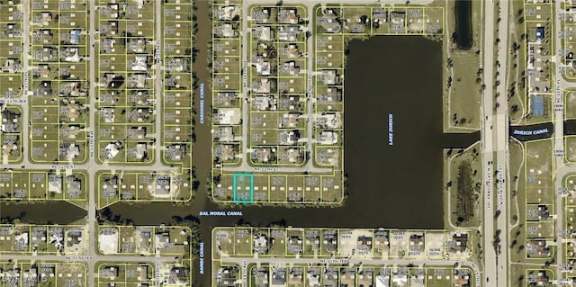 Listing photo 2 for 1332 NE 12th St, Cape Coral FL 33909