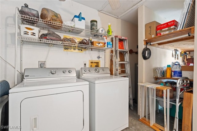 laundry room with laundry area and independent washer and dryer