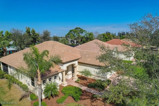 view of mediterranean / spanish-style house