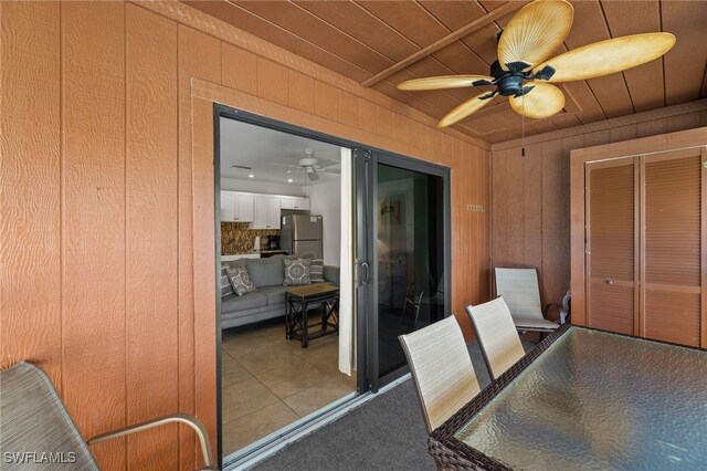 1811 Olde Middle Gulf Dr Unit 10, Sanibel, FL 33957 - exterior space with wooden ceiling and ceiling fan