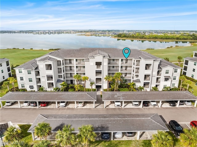 bird's eye view with a water view