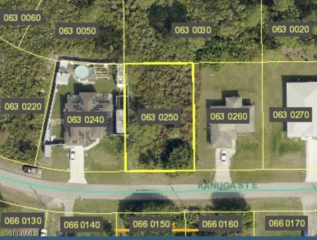 913 Kanuga St E, Lehigh Acres FL, 33974 land for sale