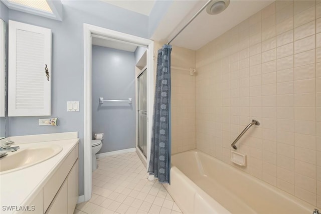 full bathroom with baseboards, toilet, tile patterned flooring, shower / bathtub combination with curtain, and vanity