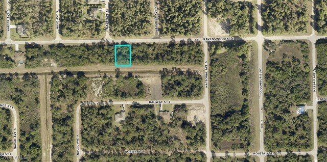 Listing photo 2 for 1140 Ravenswood St E, Lehigh Acres FL 33974