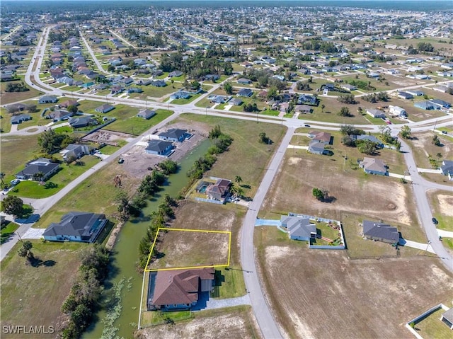 Listing photo 3 for 2028 NE 34th Ln, Cape Coral FL 33909