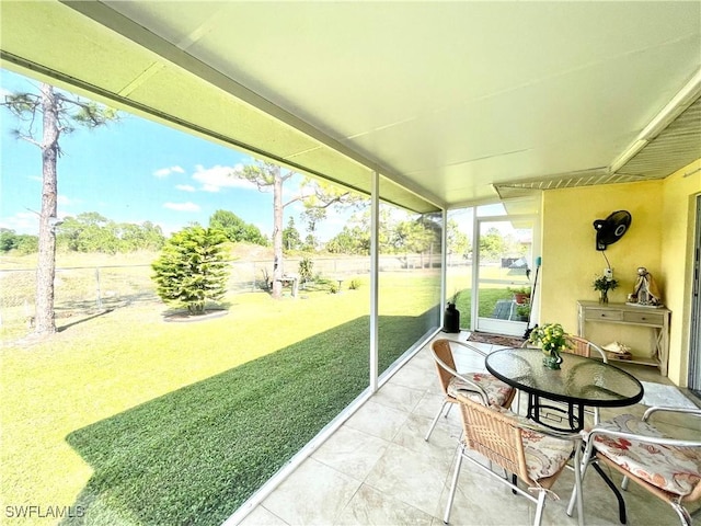 view of sunroom / solarium