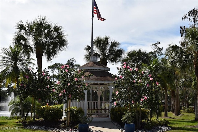 view of front of home featuring a gazebo