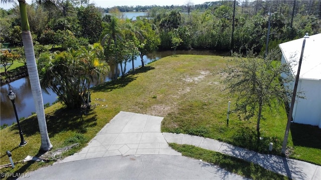 Listing photo 2 for 3260 Lunar St, Naples FL 34112