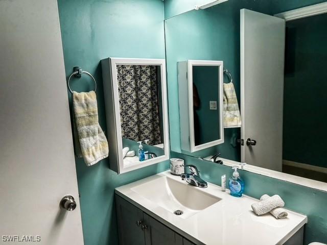 bathroom with vanity