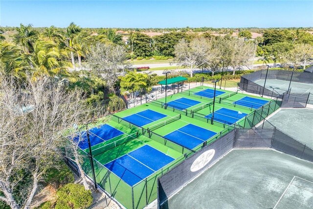 6574 Caldecott Dr, Naples, FL 34113 - bird's eye view