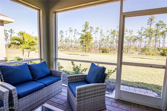 view of sunroom / solarium