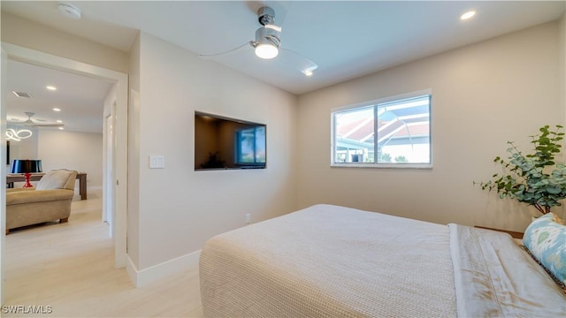 bedroom featuring visible vents, baseboards, a ceiling fan, light wood-style floors, and recessed lighting