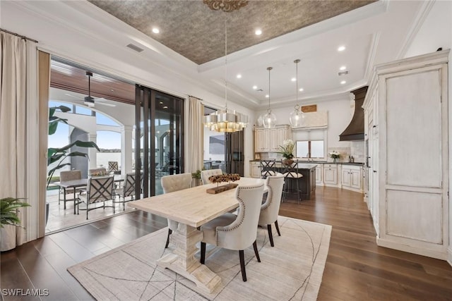 dining room with crown molding, a ceiling fan, dark wood-style flooring, and recessed lighting