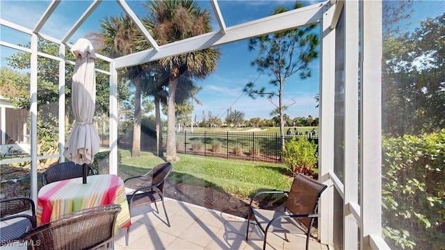 view of sunroom / solarium