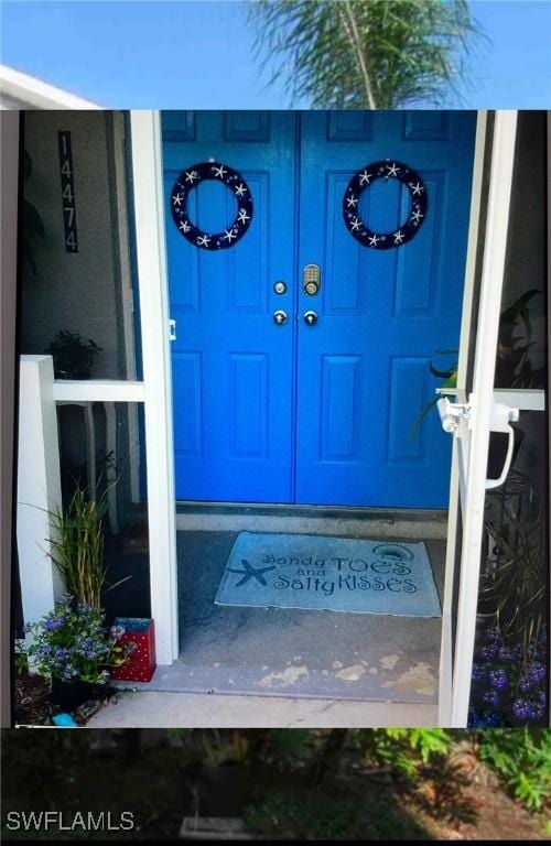 view of entrance to property