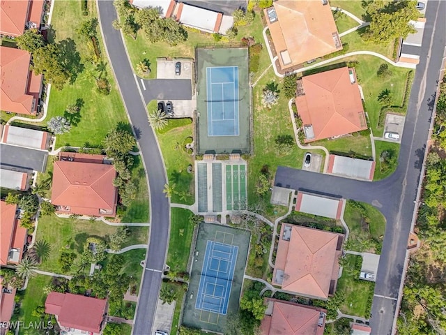 drone / aerial view featuring a residential view