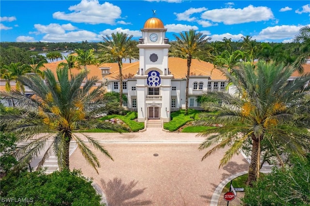 view of building exterior