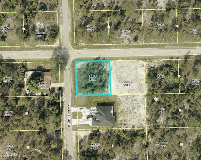 Listing photo 2 for 1300 E 10th St, Lehigh Acres FL 33972