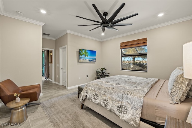 bedroom with crown molding, recessed lighting, visible vents, ceiling fan, and baseboards