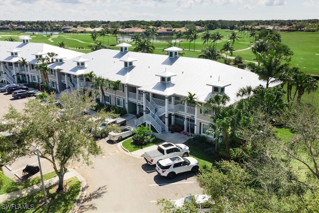 drone / aerial view with view of golf course