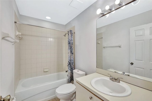 4109 Bellasol Cir Unit 1113, Fort Myers, FL 33916 - bathroom featuring vanity, toilet, and shower / bathtub combination with curtain