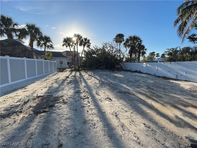 Listing photo 2 for 260 Miramar St, Fort Myers Beach FL 33931