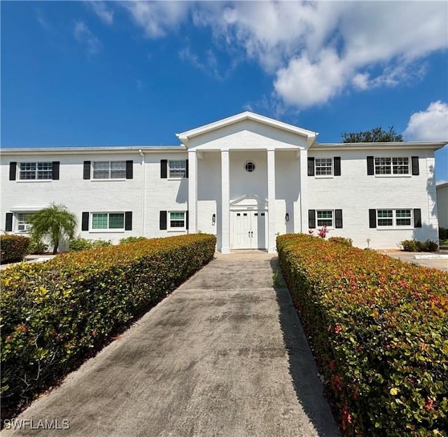 view of neoclassical / greek revival house