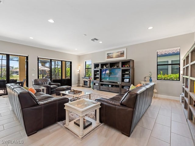 living room featuring recessed lighting, visible vents, crown molding, and baseboards