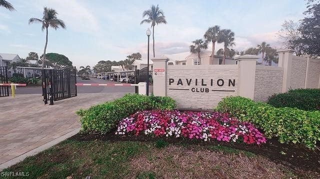 view of community / neighborhood sign