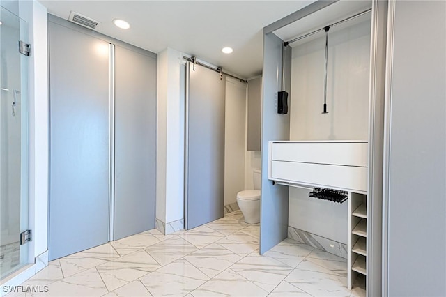 bathroom featuring marble finish floor, visible vents, toilet, and recessed lighting