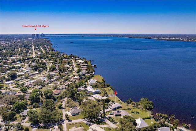 bird's eye view with a water view