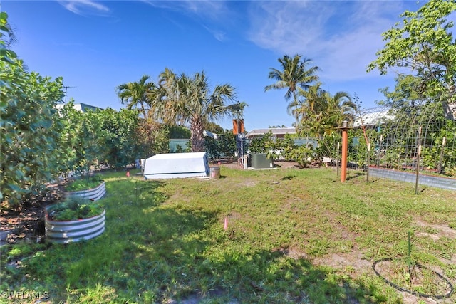 view of yard with fence