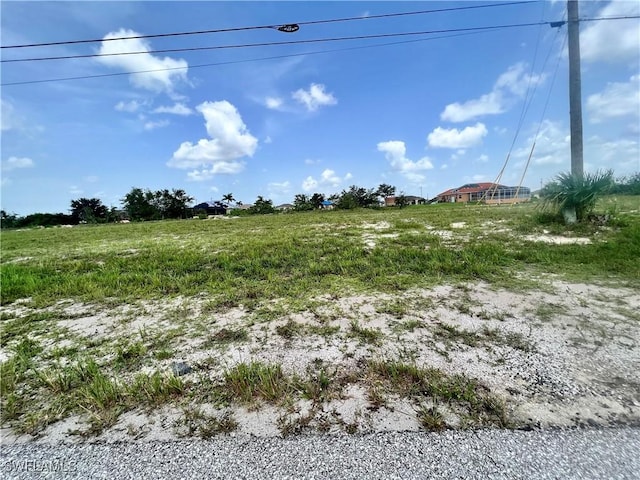 Listing photo 2 for 3061 NW 5th Ave, Cape Coral FL 33993