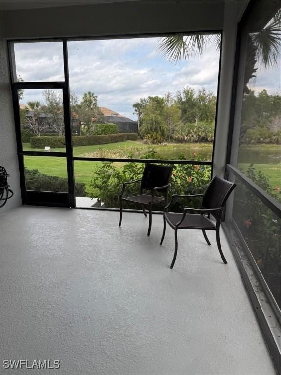 sunroom with a healthy amount of sunlight