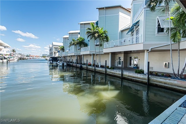 dock area featuring a water view