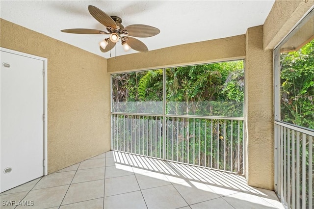 balcony with a ceiling fan