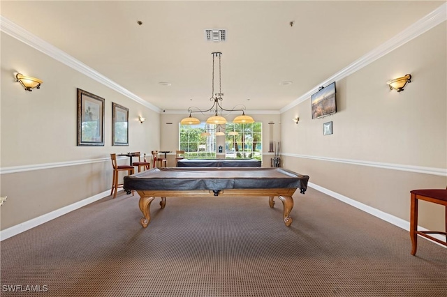 game room featuring carpet floors, ornamental molding, visible vents, and baseboards