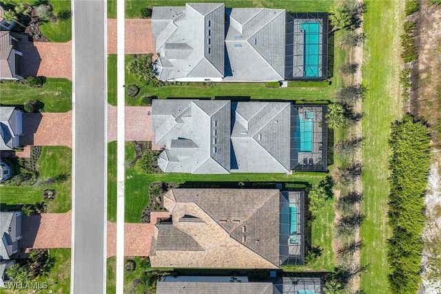 9551 Curlew Dr, Naples, FL 34120 - bird's eye view of a pool area