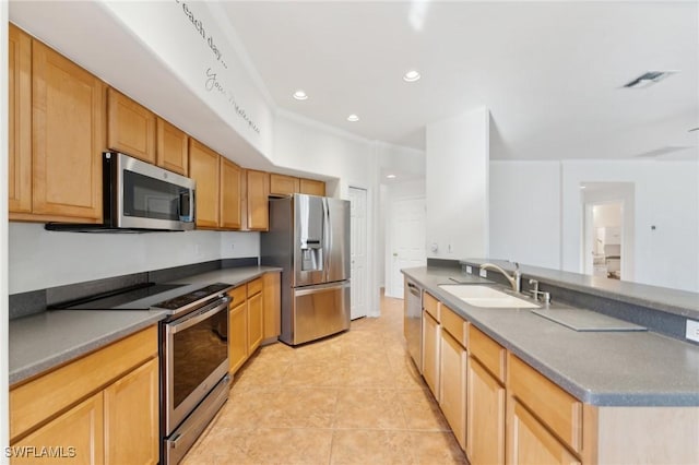 kitchen with light tile patterned floors, stainless steel appliances, recessed lighting, visible vents, and a sink