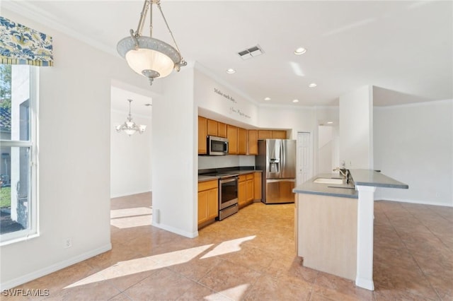 kitchen featuring appliances with stainless steel finishes, recessed lighting, visible vents, and baseboards