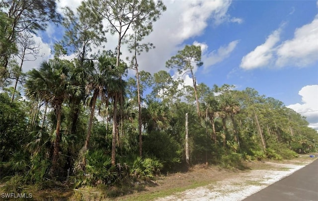 Listing photo 2 for 2nd Ave NE, Naples FL 34120